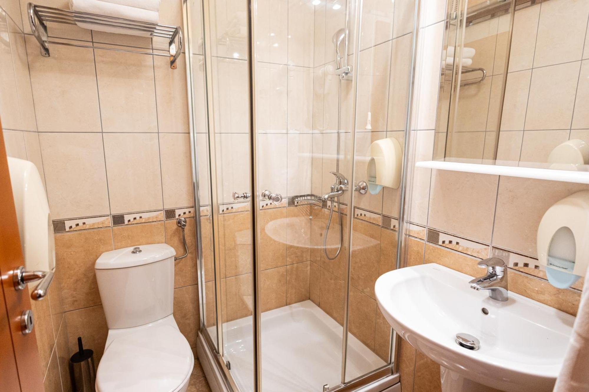 Hotel Cezar Banja Luka Eksteriør bilde